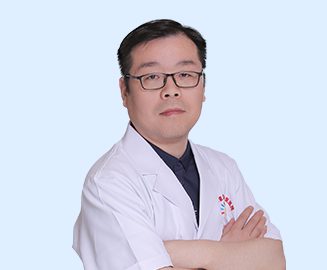 靳少华